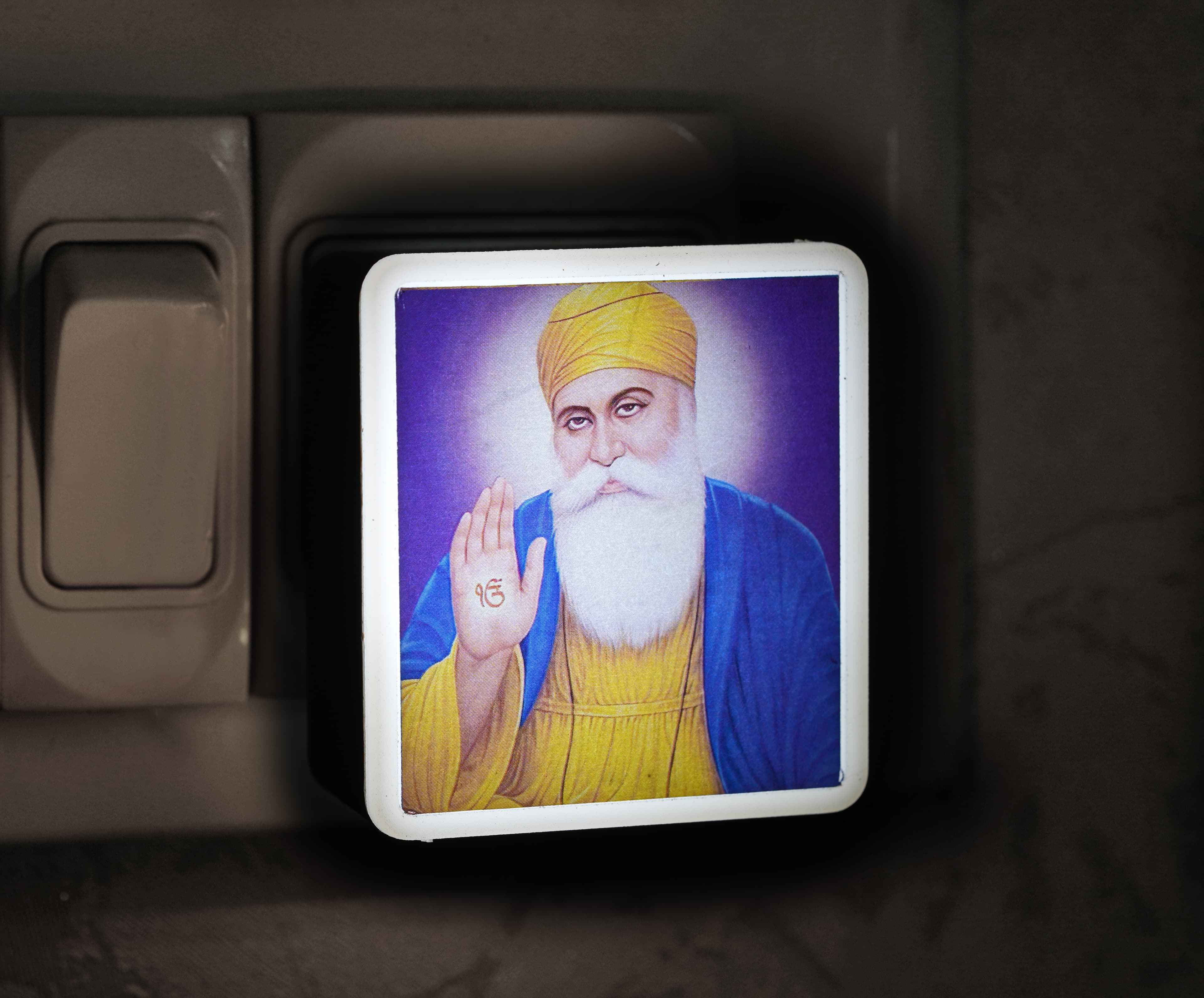 Himax Night Lamp – Guru Nanakji